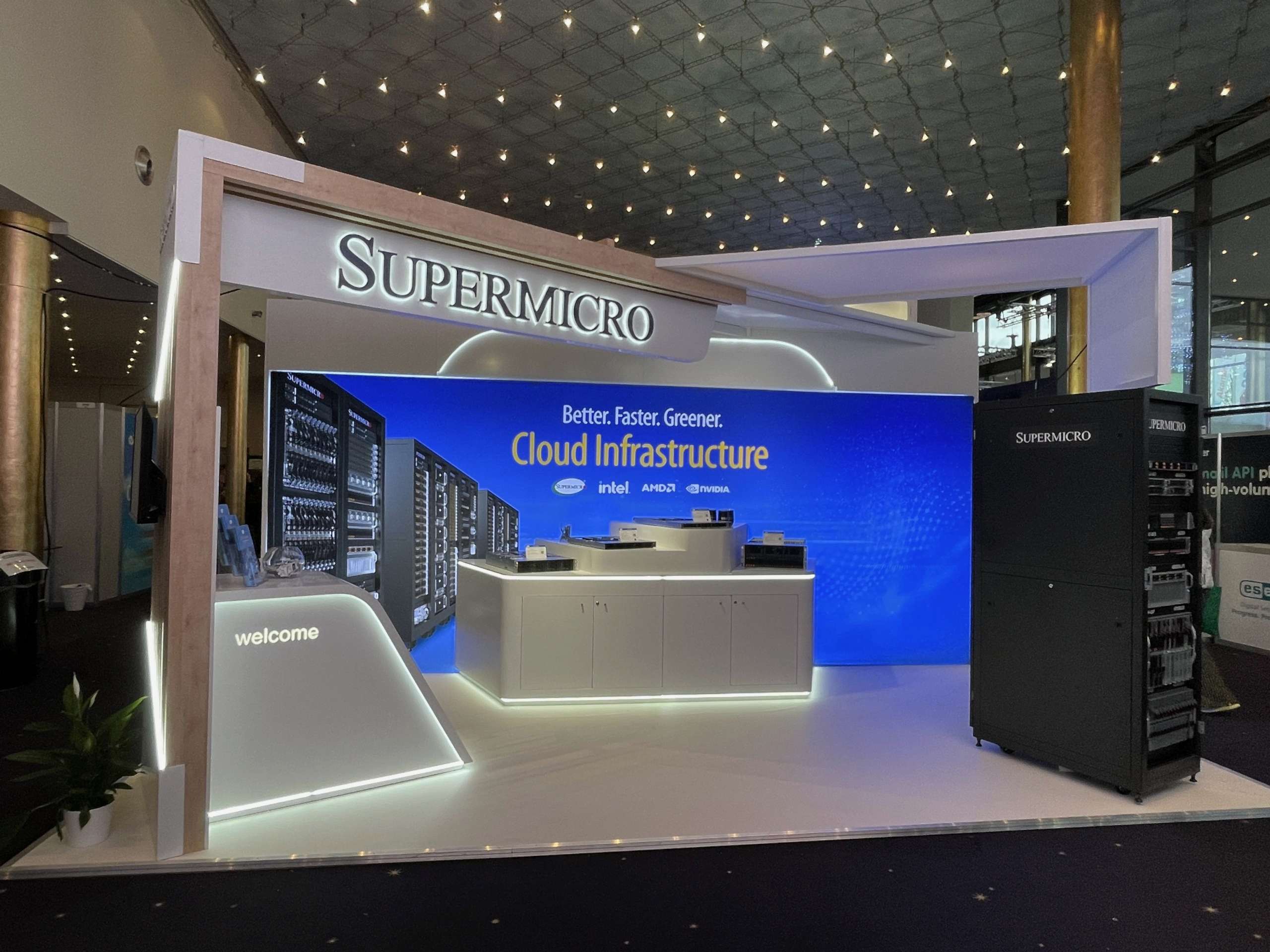 Exhibition Lightboxes_Wavelight Casonara
